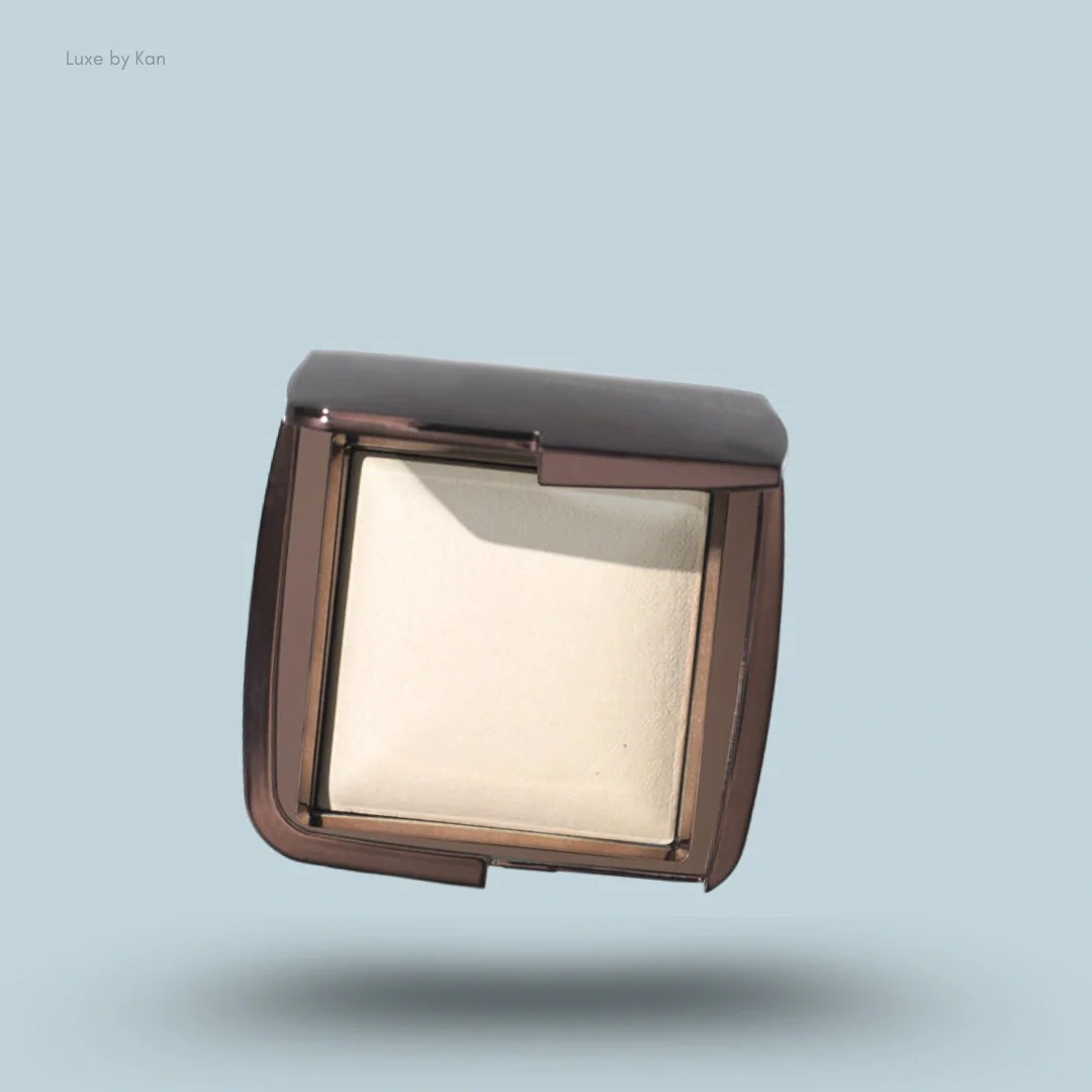 Hourglass Ambient™ Lighting Finishing Powder - Image 5